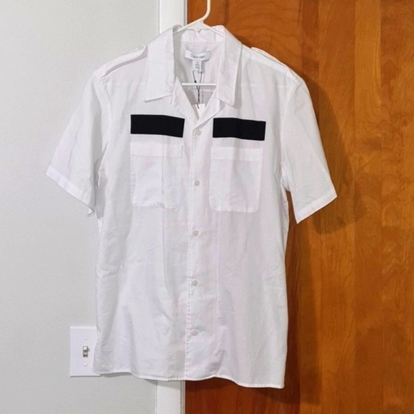 Calvin Klein White Short Sleeve Shirt Small NWT - Picture 1 of 6
